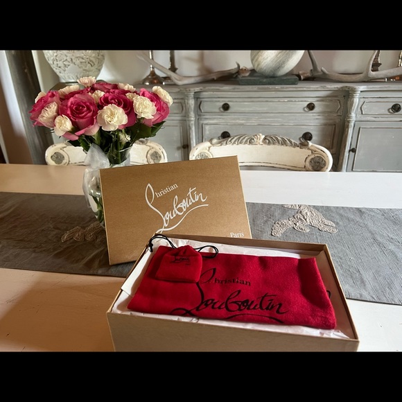 Christian Louboutin - Hot Pink Pigalle Follies - Picture 4 of 7